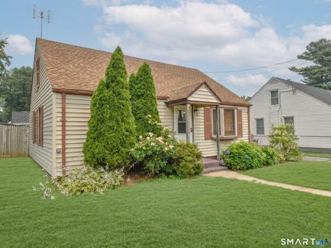 39 Gary Street Bridgeport CT 06610