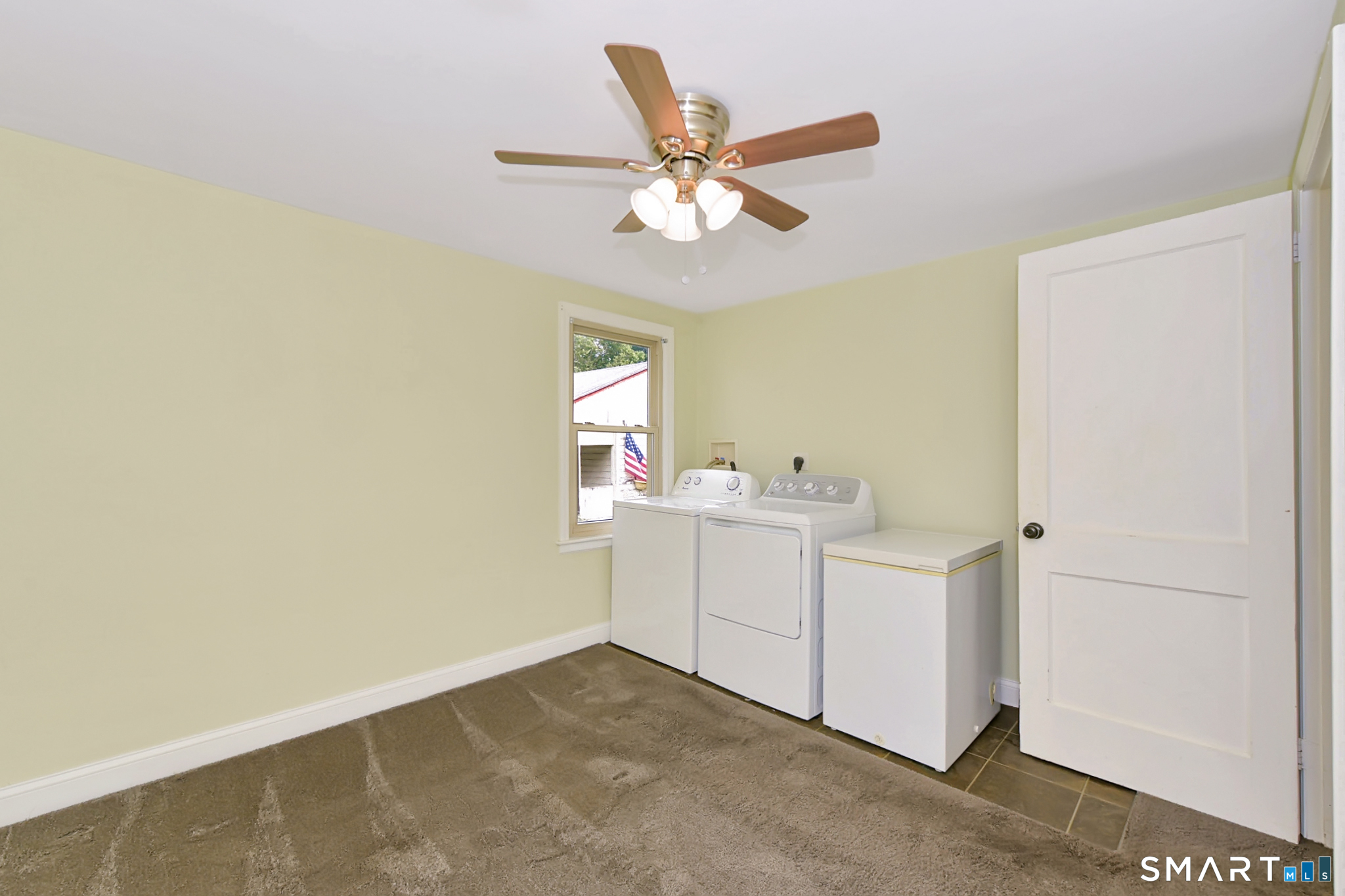 39 Gary Street Bridgeport CT 06610