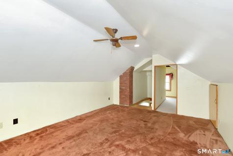 39 Gary Street Bridgeport CT 06610
