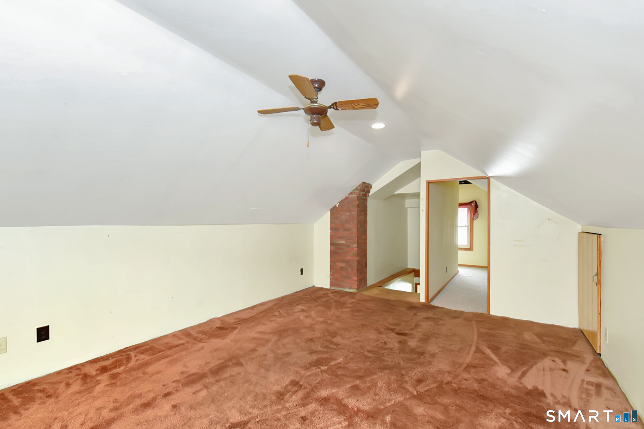 39 Gary Street Bridgeport CT 06610