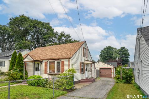 39 Gary Street Bridgeport CT 06610