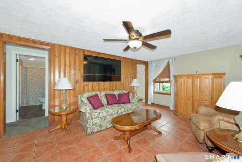 39 Gary Street Bridgeport CT 06610
