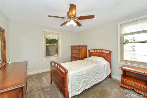 39 Gary Street Bridgeport CT 06610