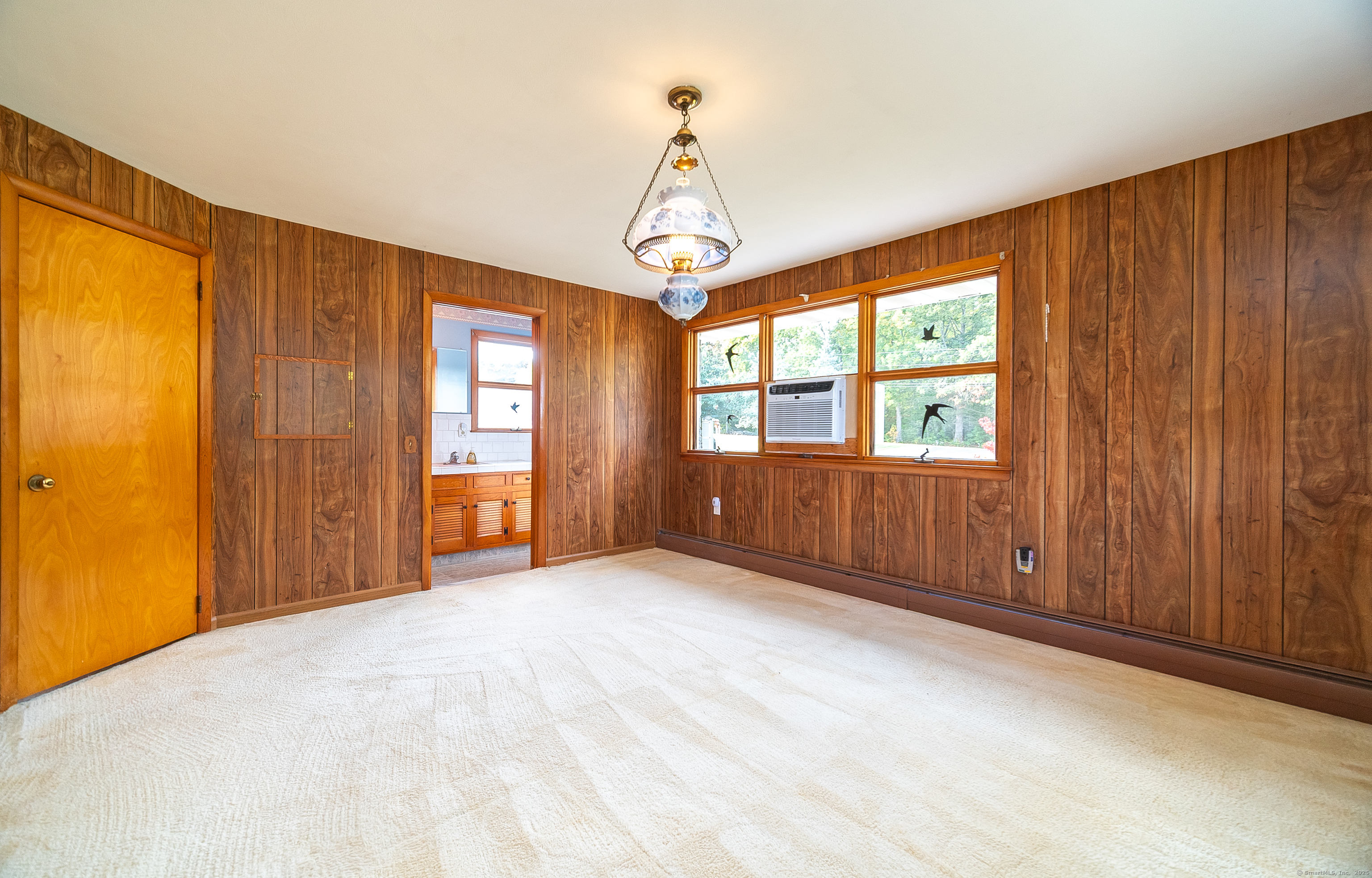 28 Cemetery Road Willington CT 06279