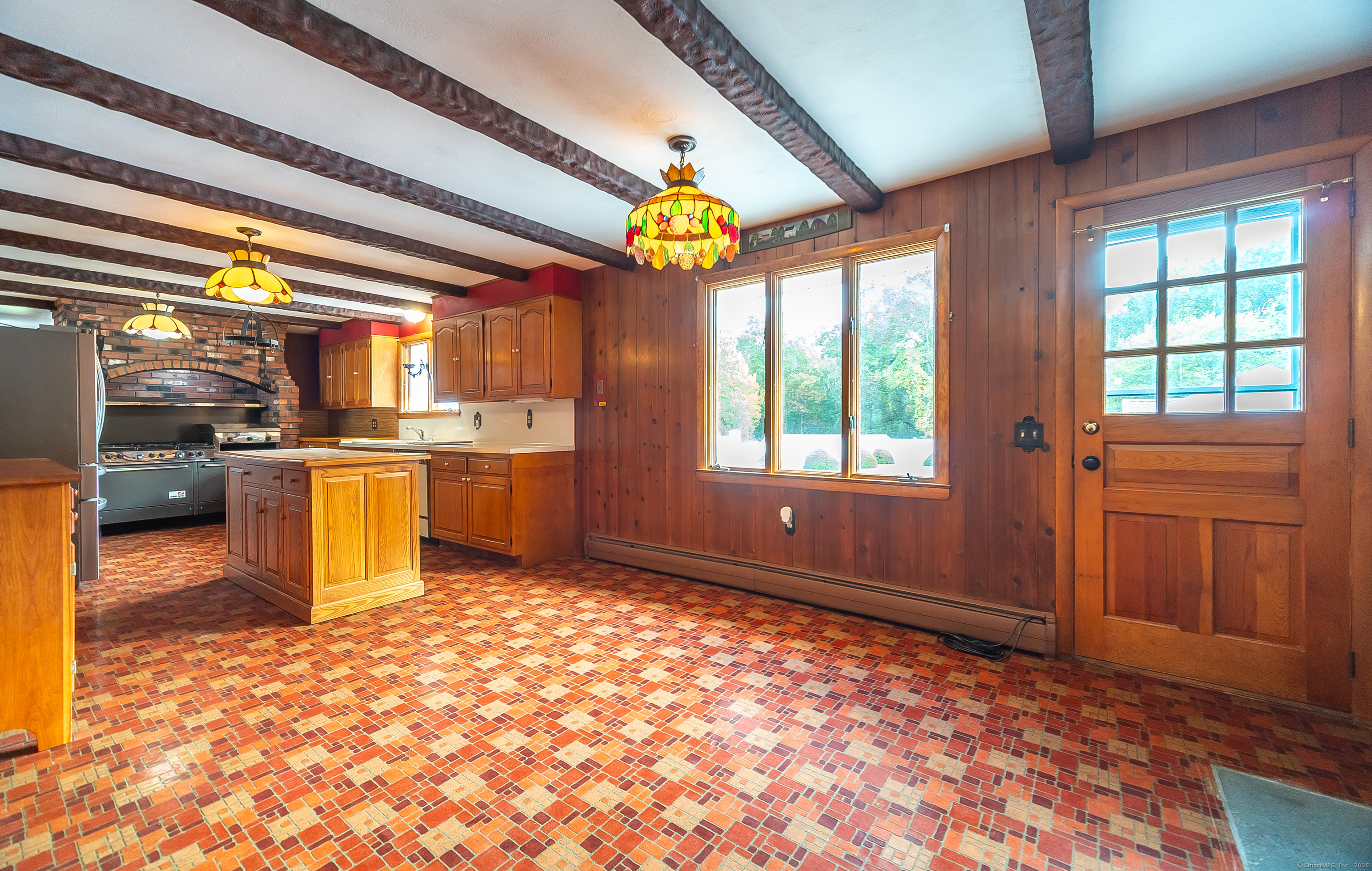 28 Cemetery Road Willington CT 06279