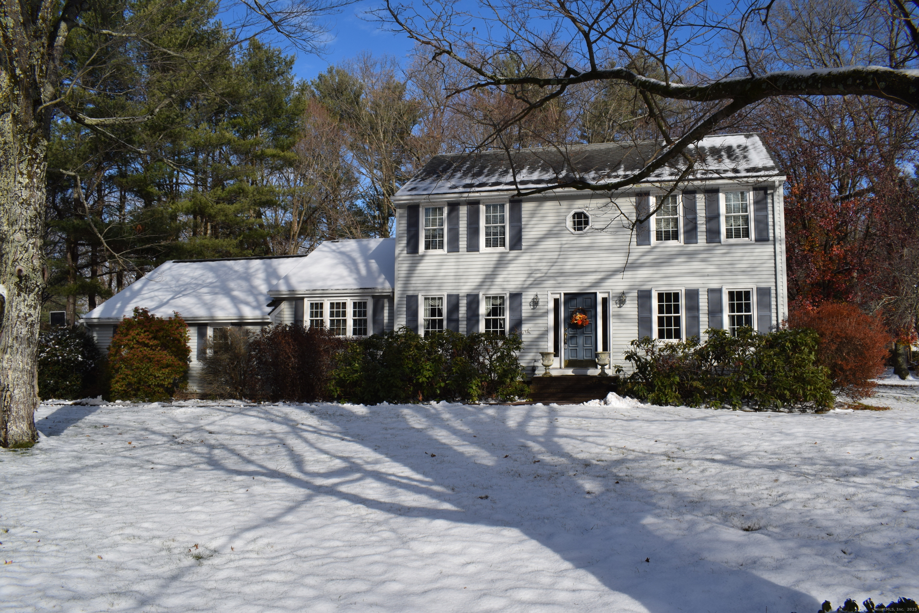 4 Tanglewood Drive Avon CT 06001