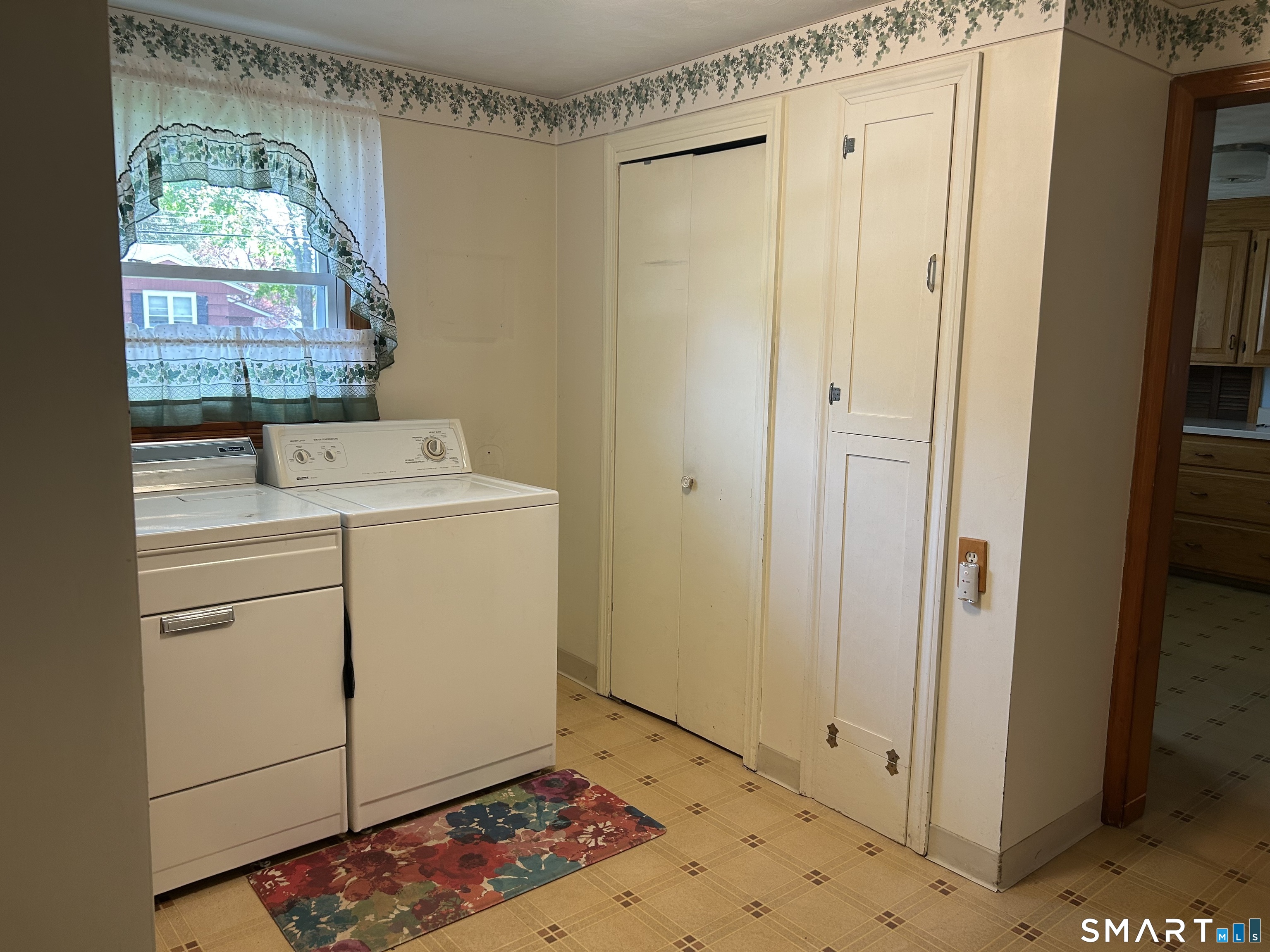 1 Hillcrest Road Enfield CT 06082