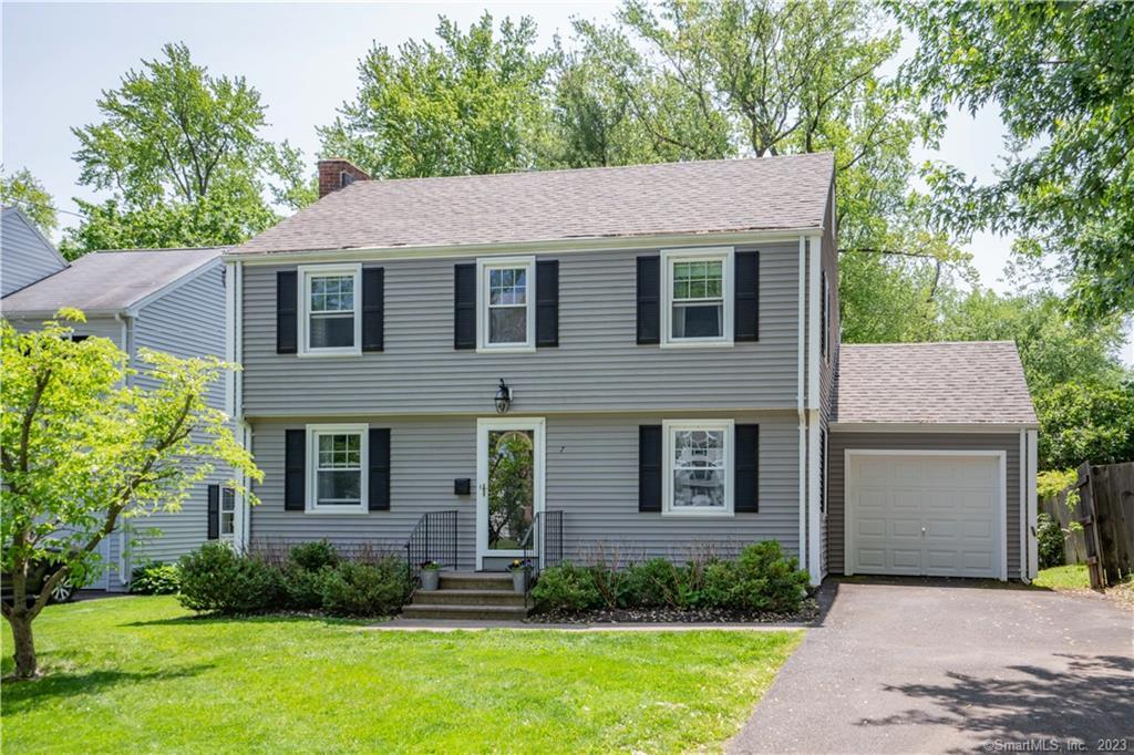 7 Linnard Road West Hartford CT 06107
