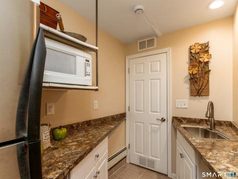 30 Lucy Street Hamden CT 06514