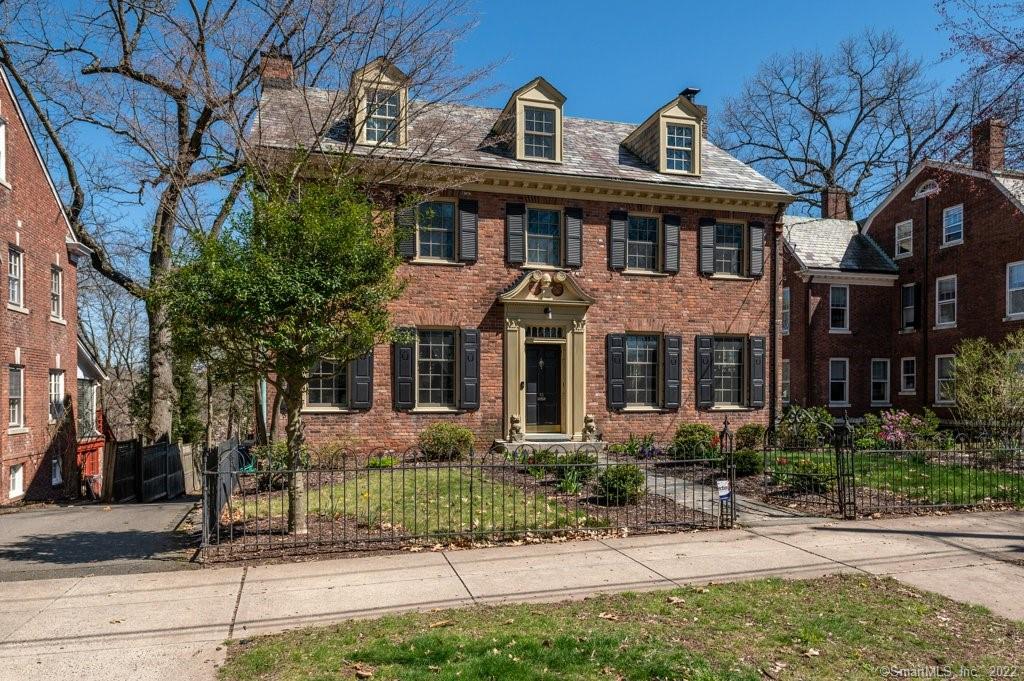 15 Loomis Place New Haven CT 06511