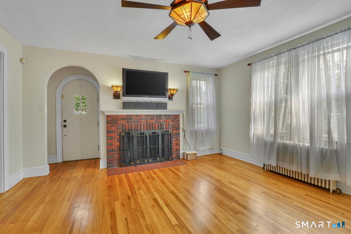 711 Ridge Road Middletown CT 06457