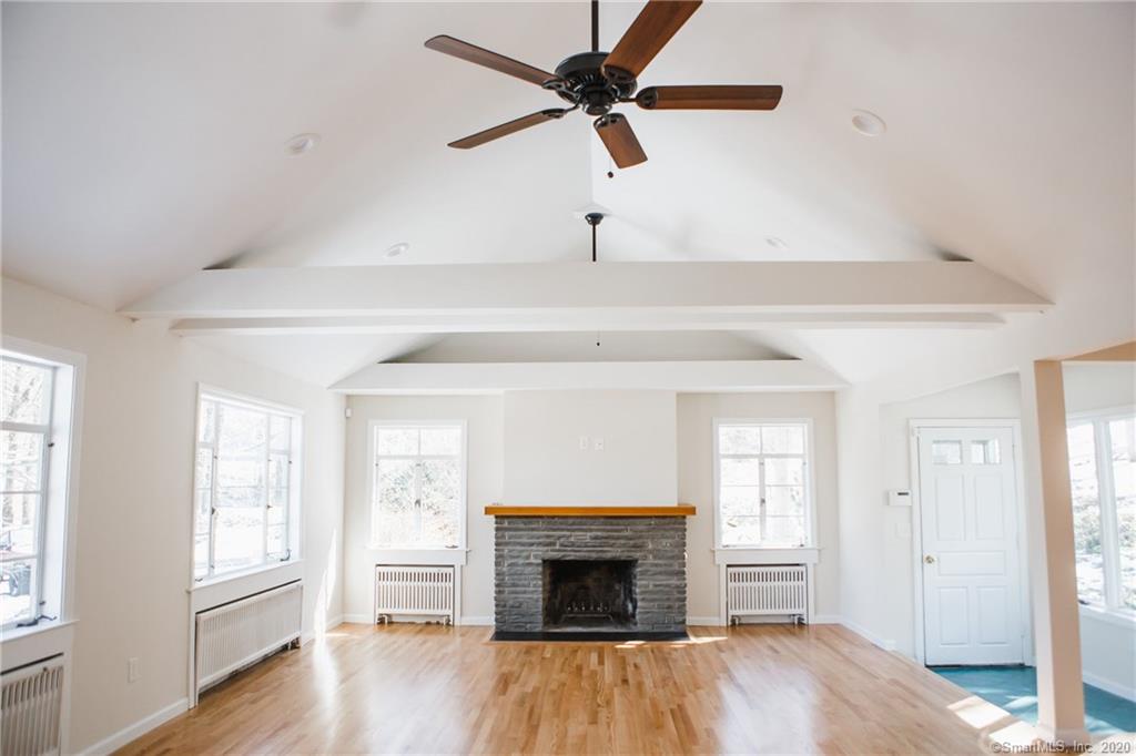 192 Eramo Terrace Hamden CT 06518