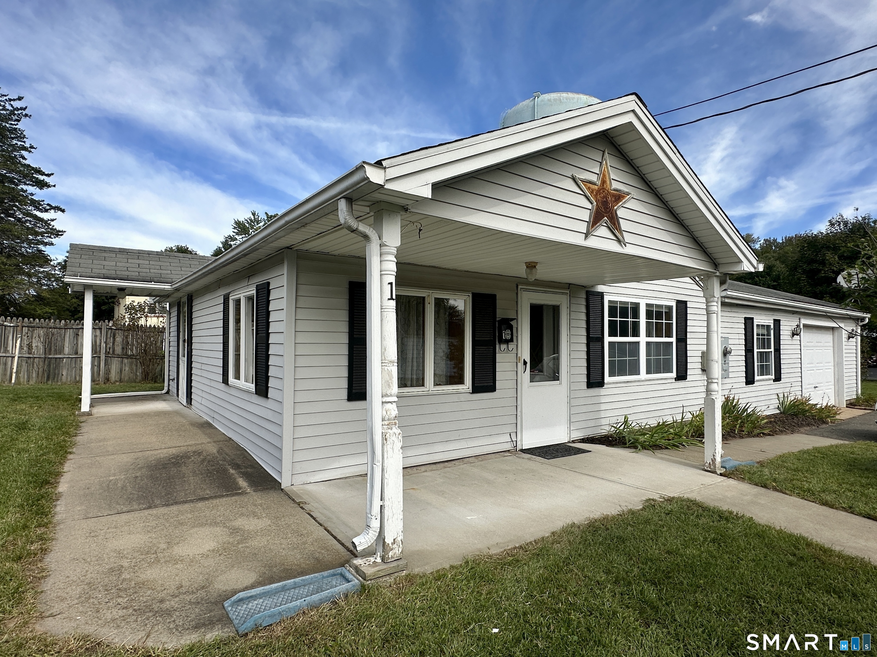 1 Edith Street Windsor Locks CT 06096