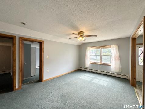 1 Edith Street Windsor Locks CT 06096
