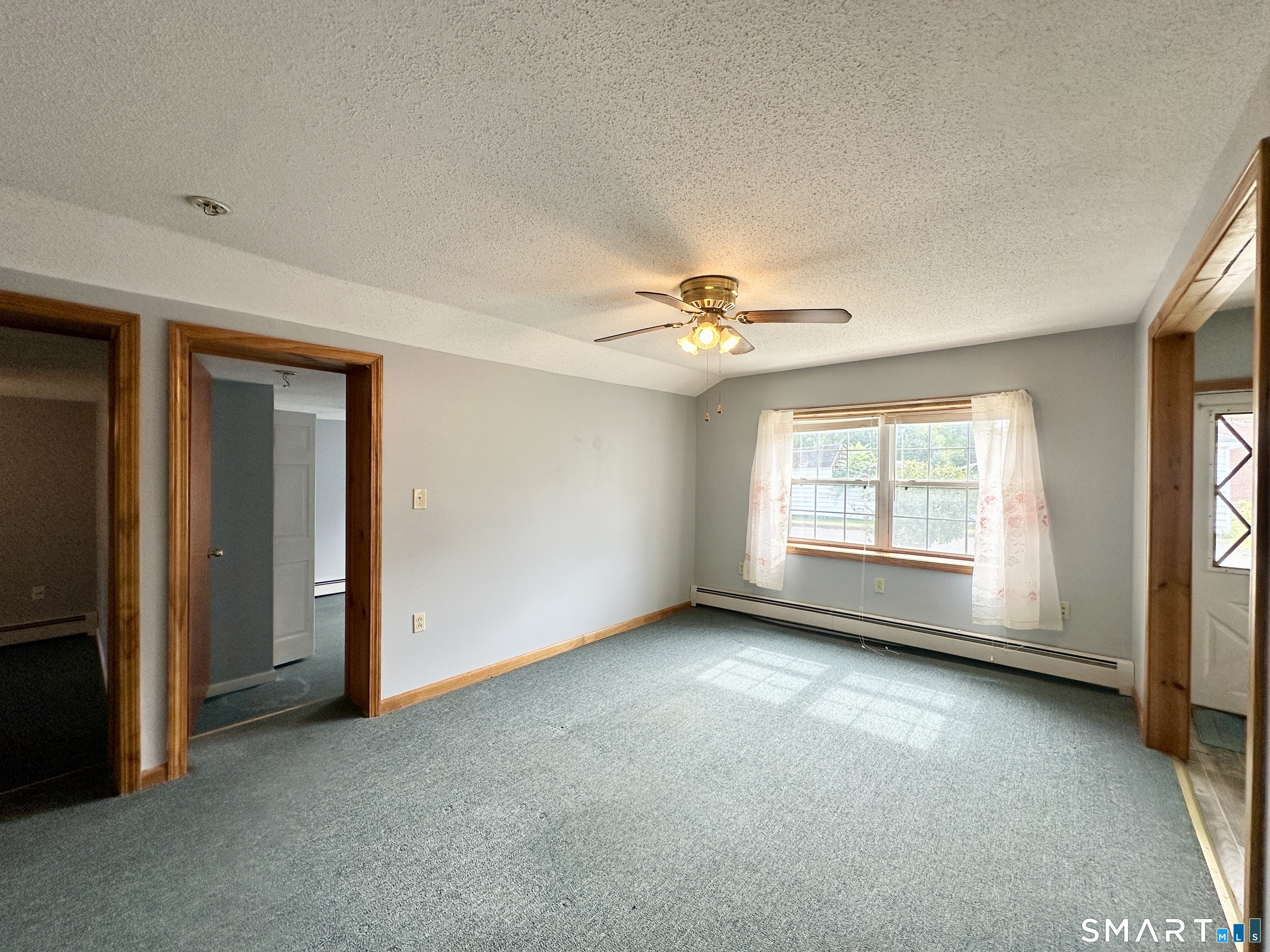 1 Edith Street Windsor Locks CT 06096