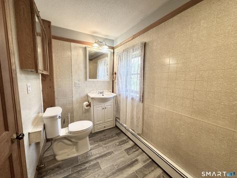 1 Edith Street Windsor Locks CT 06096