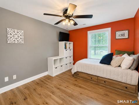 126 Rope Ferry Road Waterford CT 06385