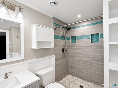 126 Rope Ferry Road Waterford CT 06385