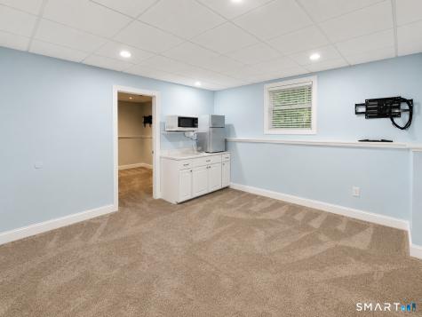 126 Rope Ferry Road Waterford CT 06385