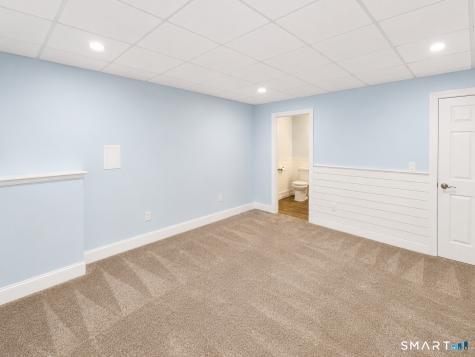 126 Rope Ferry Road Waterford CT 06385