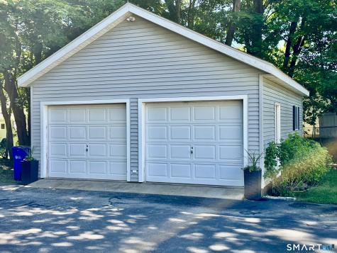 126 Rope Ferry Road Waterford CT 06385