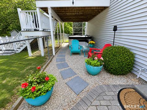 126 Rope Ferry Road Waterford CT 06385