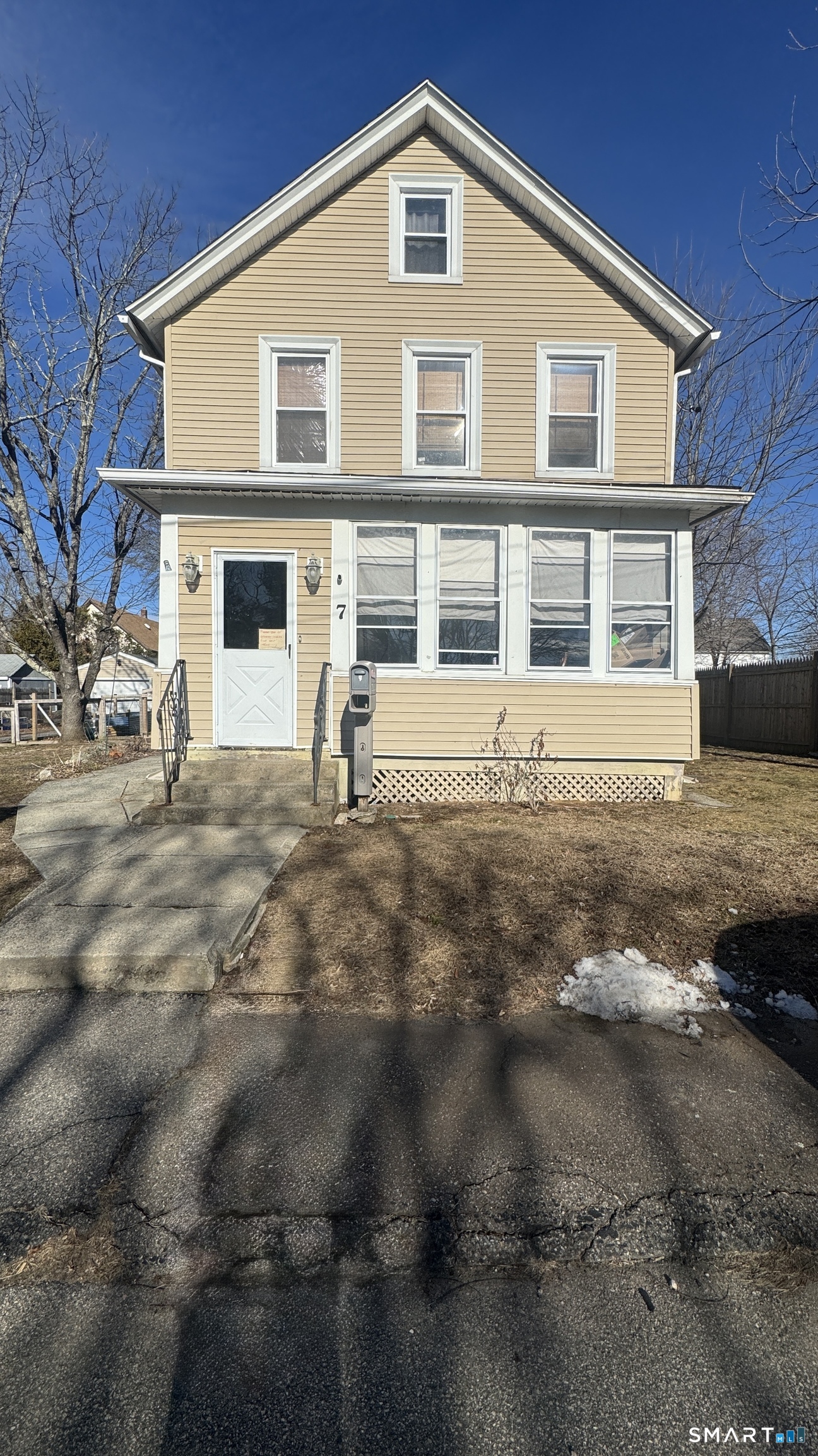 7 Quinebaug Road Norwich CT 06360