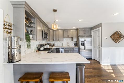 5 Hampton Road New Fairfield CT 06812