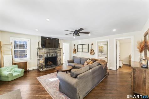 5 Hampton Road New Fairfield CT 06812