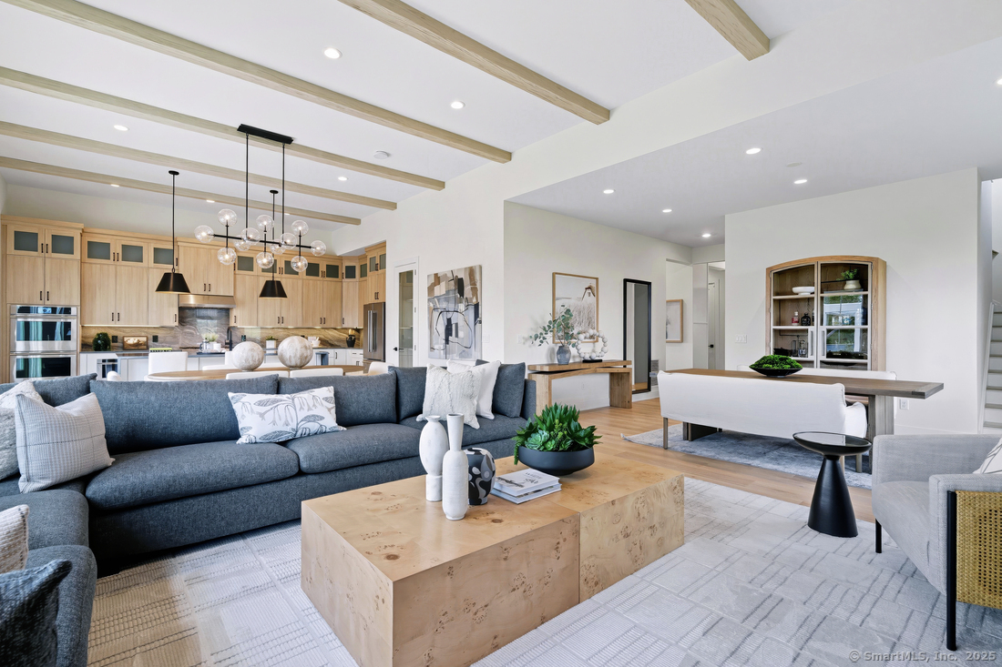 10 Foxwood Drive Danbury CT 06810