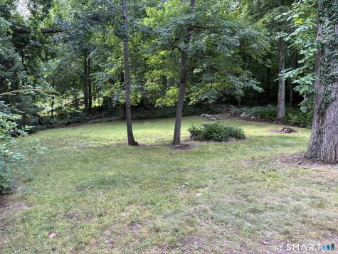 89 Hogs Back Road Oxford CT 06478