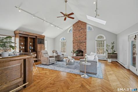 37 Lovers Lane Madison CT 06443