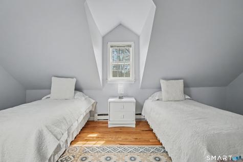 37 Lovers Lane Madison CT 06443