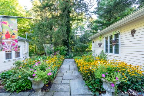 33 Little City Road Haddam CT 06441