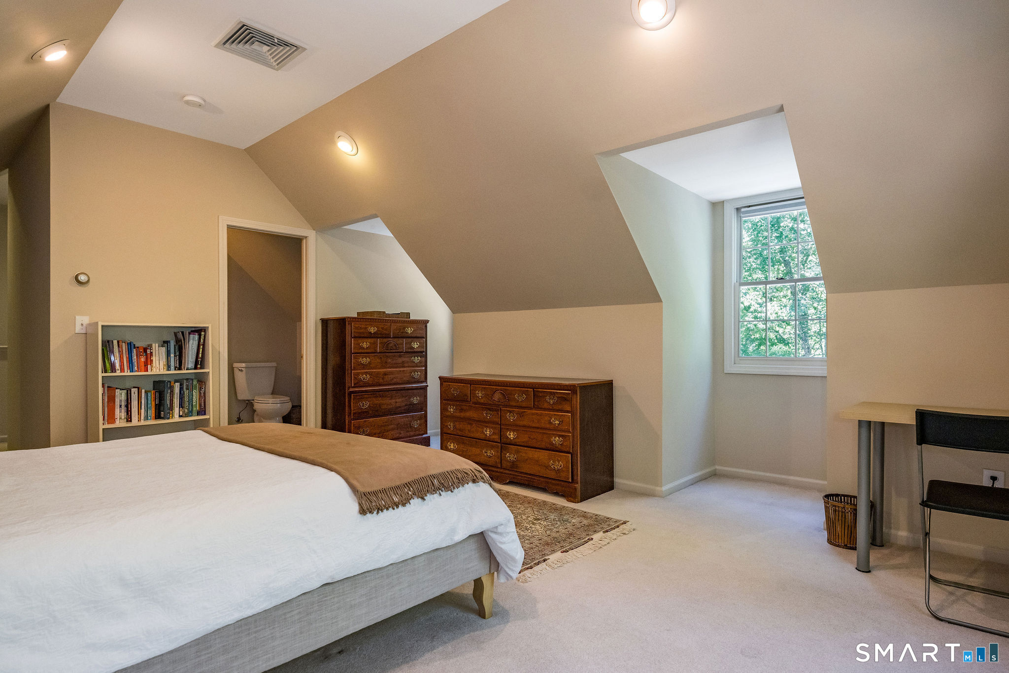 77 Silo Hill Madison CT 06443