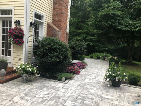 77 Silo Hill Madison CT 06443