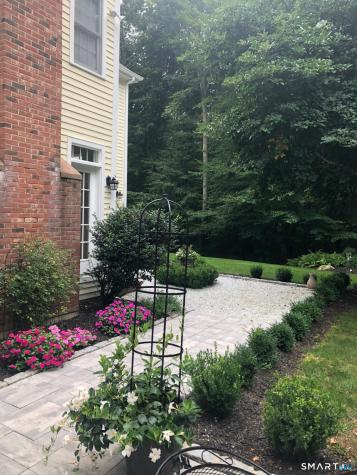 77 Silo Hill Madison CT 06443