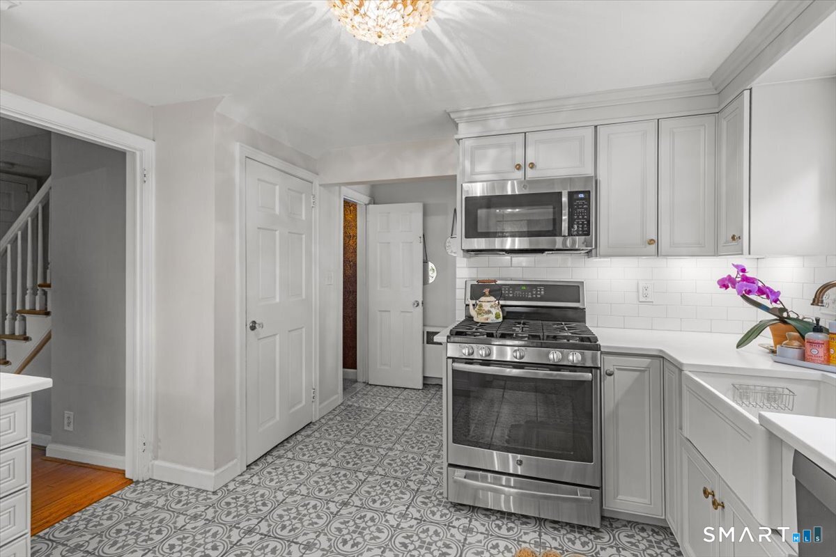 42 Gifford Road West Hartford CT 06119