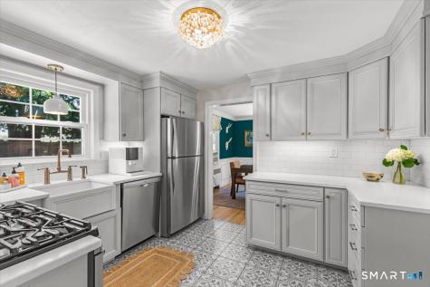 42 Gifford Road West Hartford CT 06119