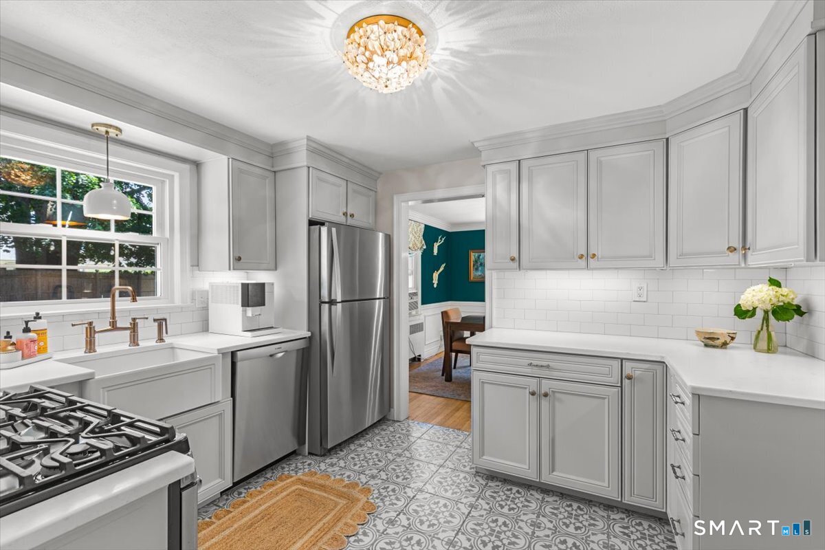 42 Gifford Road West Hartford CT 06119