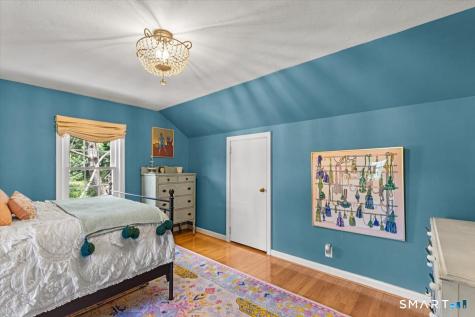 42 Gifford Road West Hartford CT 06119