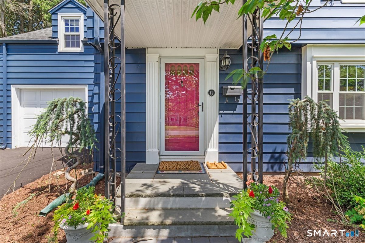 42 Gifford Road West Hartford CT 06119