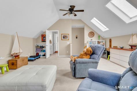 21 Running Brook Drive Killingworth CT 06419