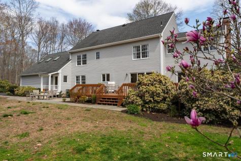 21 Running Brook Drive Killingworth CT 06419