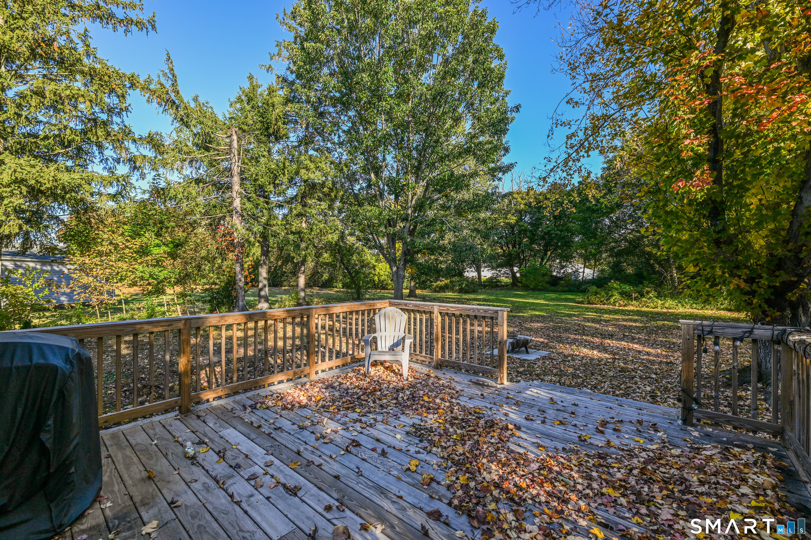 6 Manor Court North Haven CT 06473
