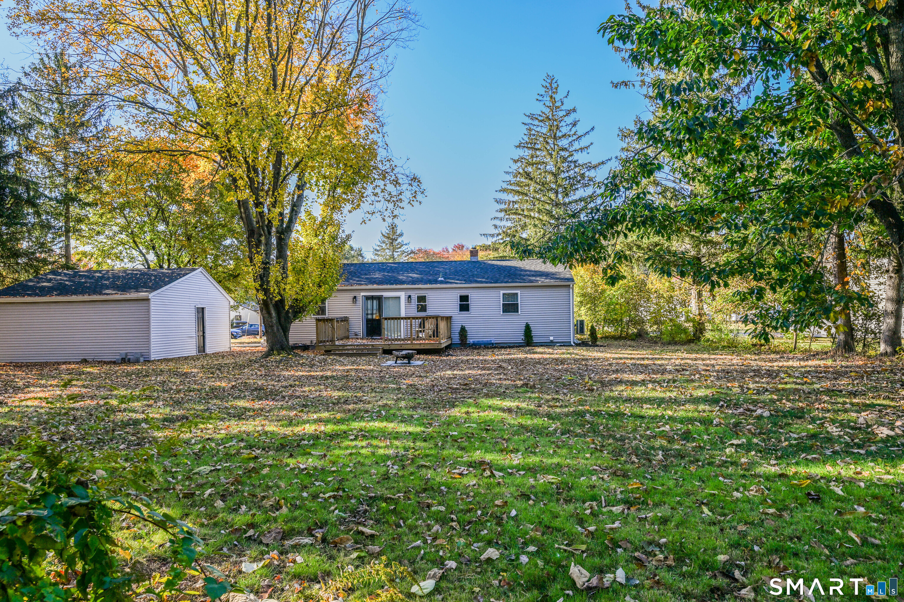 6 Manor Court North Haven CT 06473