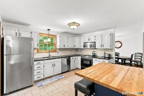 15 Payne Boulevard Portland CT 06480