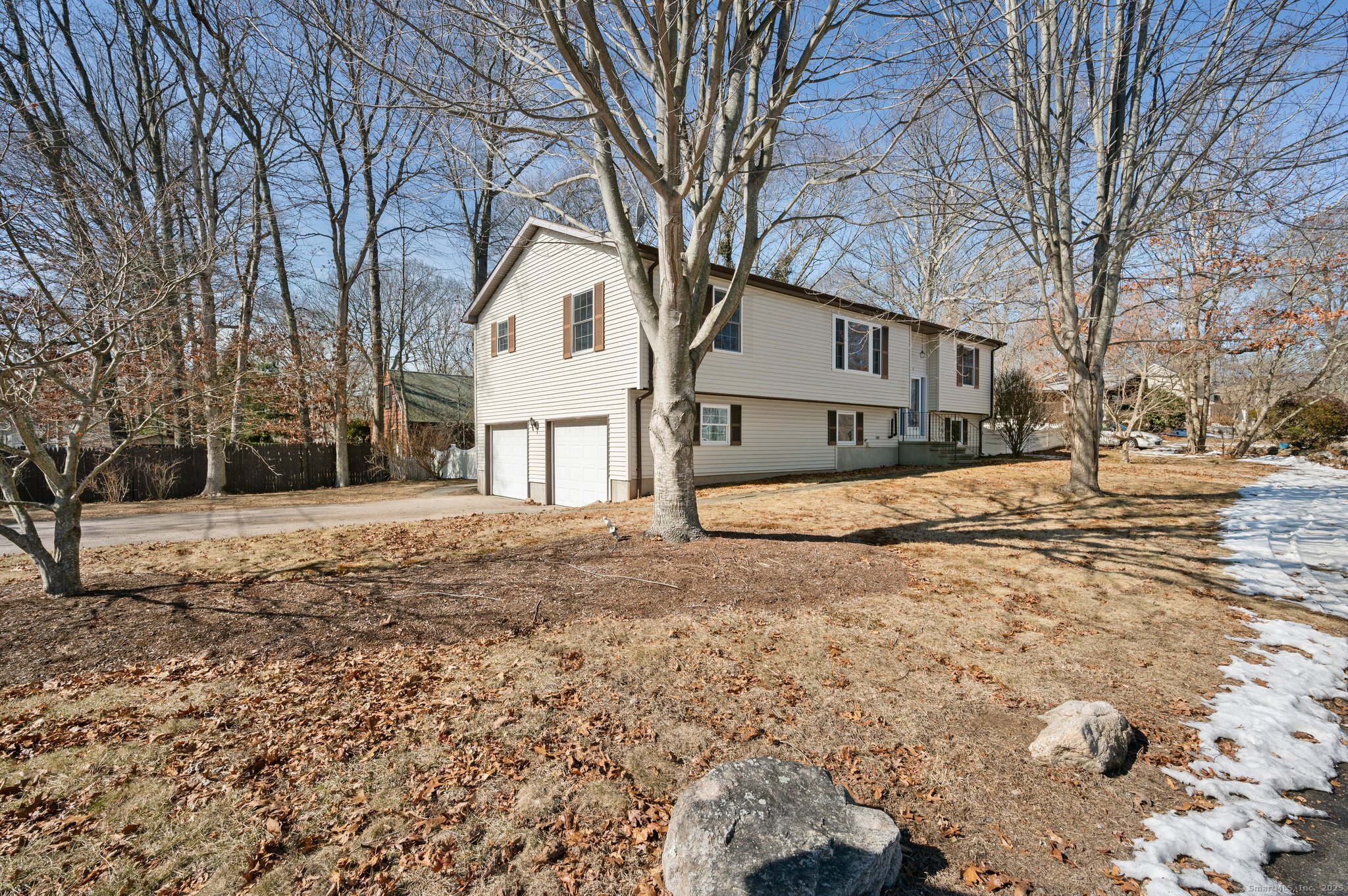 4 Oakwood Road East Lyme CT 06357