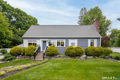 4 Kearn Road New Fairfield CT 06812