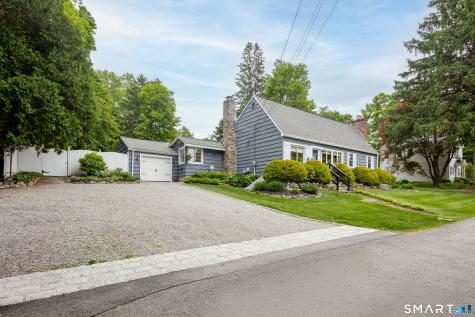 4 Kearn Road New Fairfield CT 06812